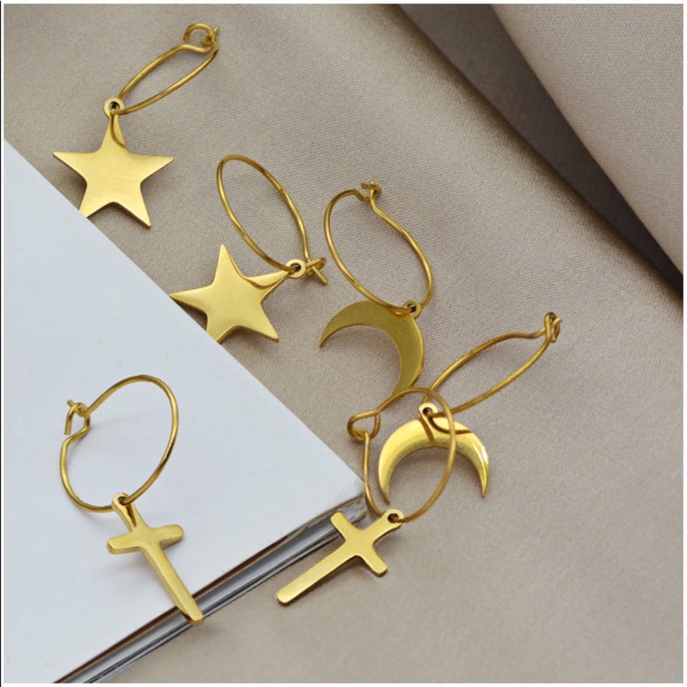 18K Goldplated Charm Hoops Earrings - Picture 12 of 13